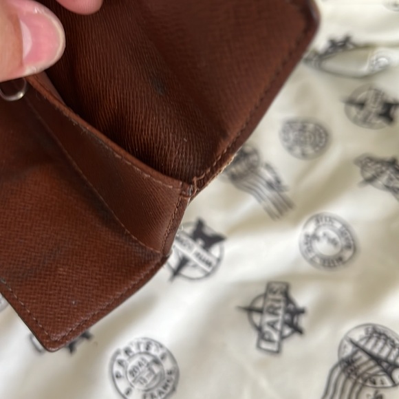 Louis Vuitton key chains - Picture 9 of 10